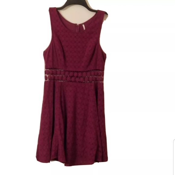 Free People Dresses & Skirts - Free People Burgundy Lace Mini Dress cut-out Sz 8